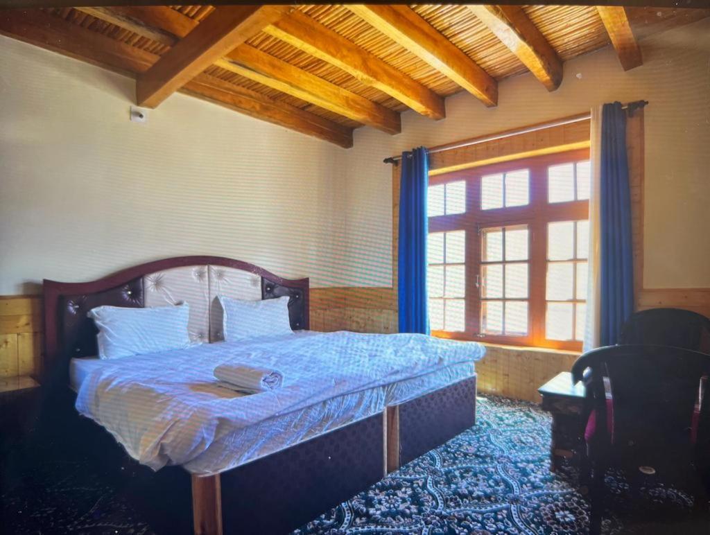 Guru View Home Stay Padam ภายนอก รูปภาพ
