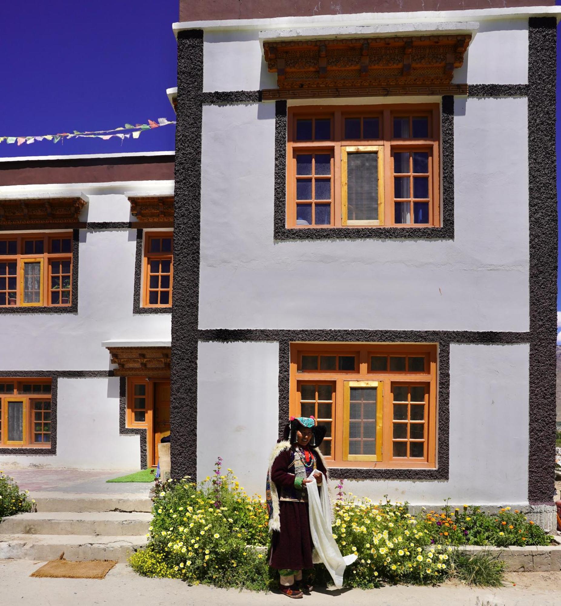Guru View Home Stay Padam ภายนอก รูปภาพ